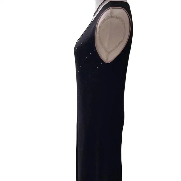 Max Studio black knit dress with pale pink embroidery design size M - Picture 7 of 8